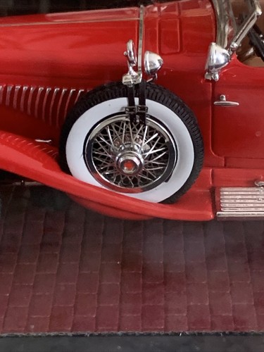 1930 DUESENBERG SJ TORPEDO PHAETON LAGRANDE 1/43 RESIN CAR MODEL BY MATRIX - Picture 5 of 19