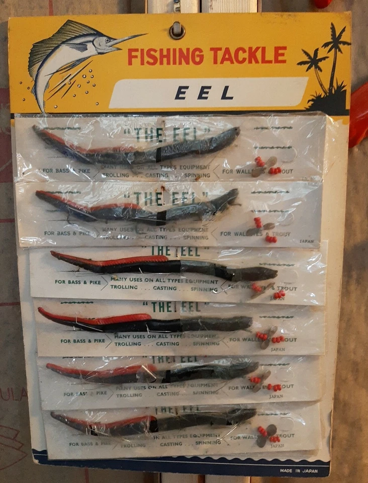 Vintage Neu in Verpackung Store Display 12 Angelgeräte "The EEL" Barsch Hecht Zander & Forelle