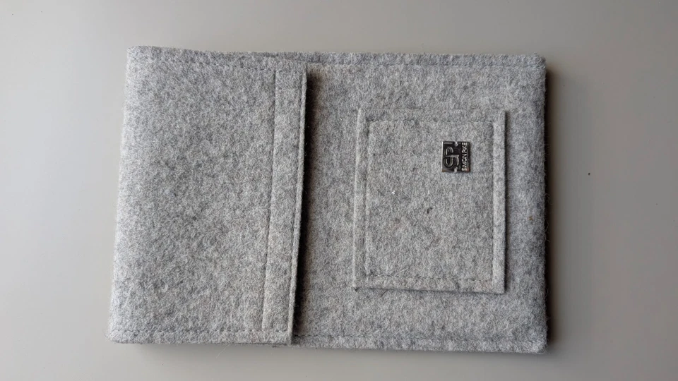 Filztasche Simon Pike für Tablet u.ä. ca. 7 Zoll - gebraucht