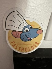 Walt Disney World Disney Parks Pass Holder Magnet Remy Ratatouille New