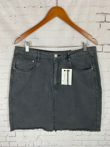 Brave Soul London Jeans Minirock Gr. 18 / 46 Damen verwaschen schwarz abgeschnitten (CAD)