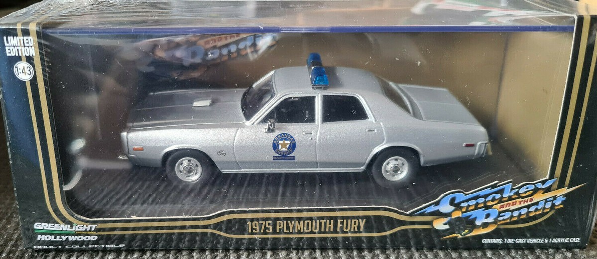 GREENLIGHT 1:43 Hollywood - SMOKEY & the BANDIT - Plymouth GREENLIGHT 1:43 Hollywood - SMOKEY & the BANDIT - Plymouth