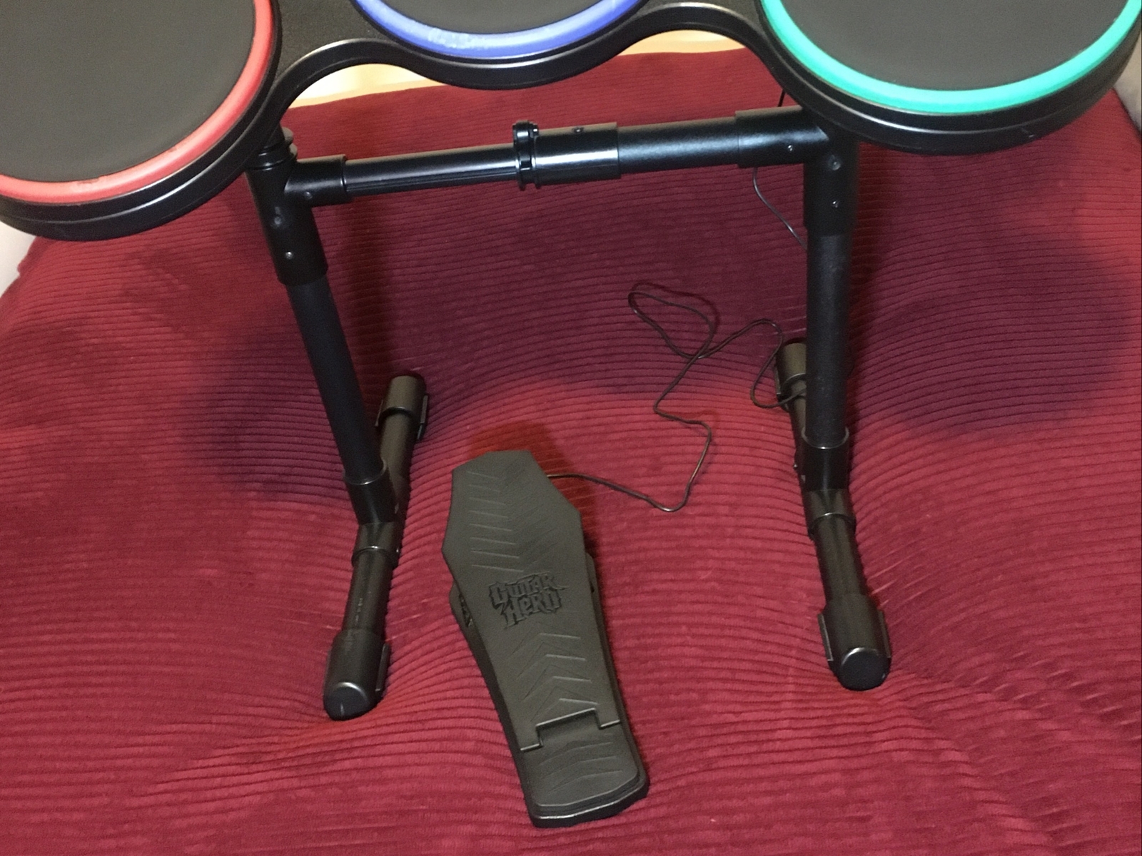 PS3 Guitar Hero Drums w/ Pedal and Sticks Red Octane 95481.805 No