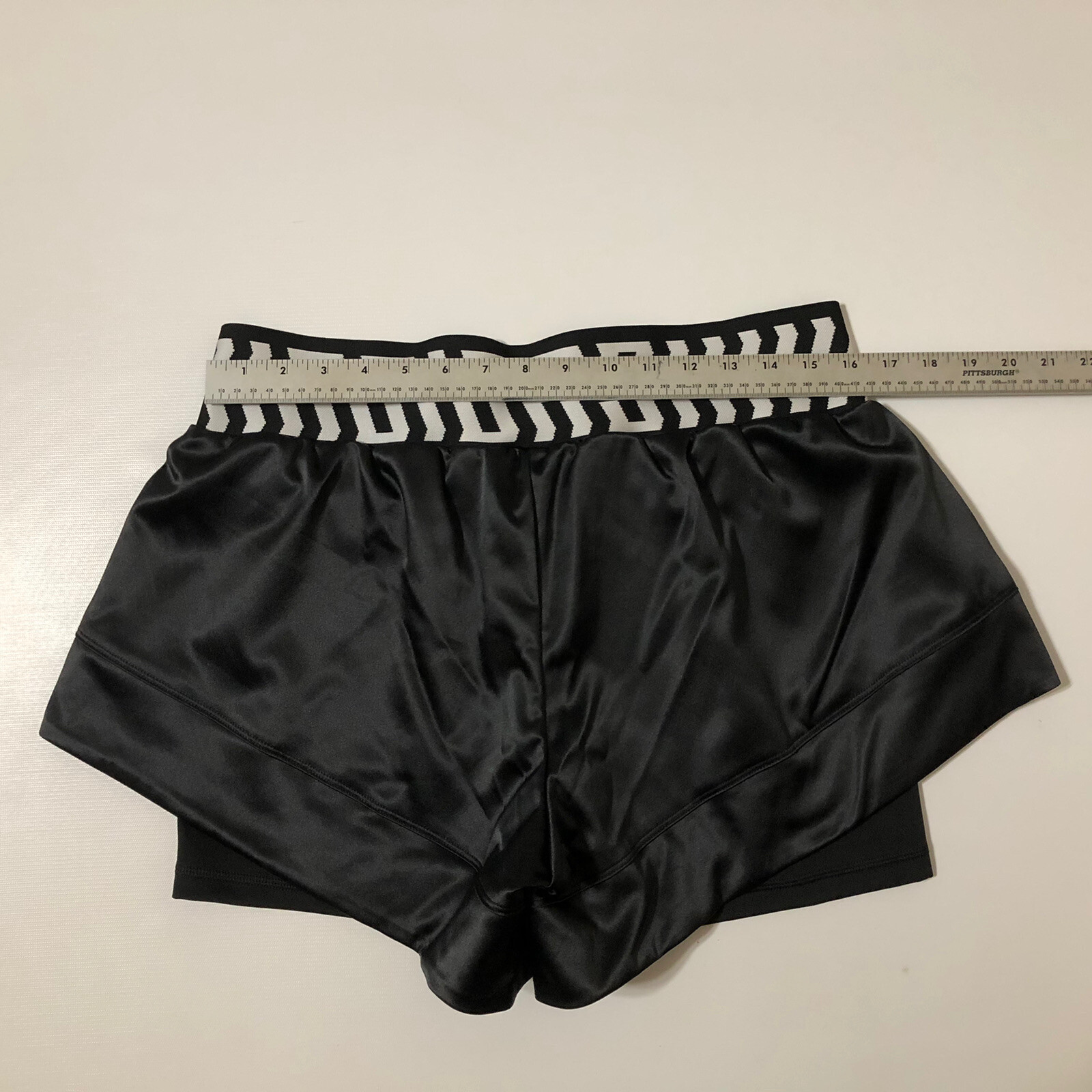 Adidas Women’s Athletic Black/White Training TKO Shorts Sz L NWT thumbnail 7