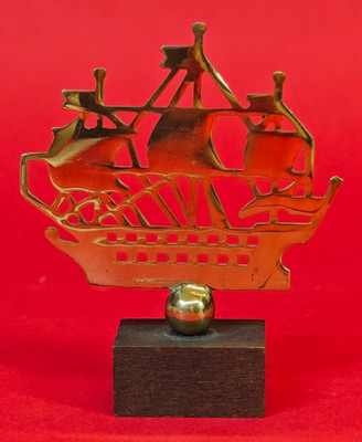 Vintage USSR Leningrad Admiralty Ship Model Desk Souvenir Brass St Petersburg