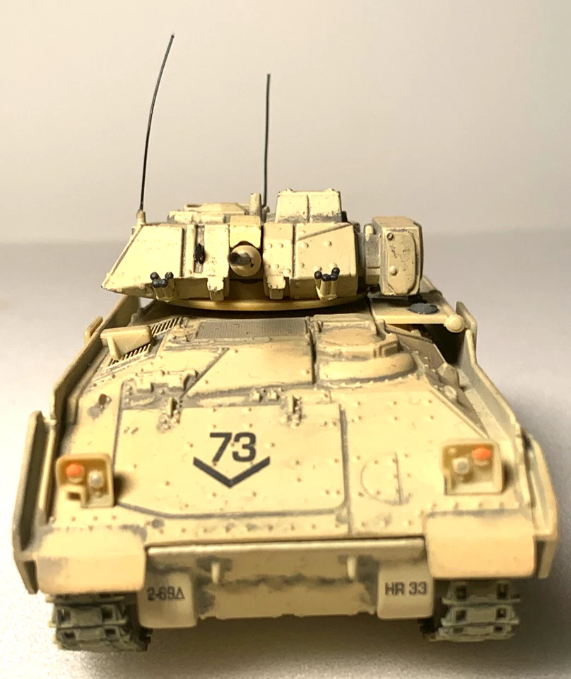Corgi M2A2 Bradley w.ERA Baghdad 2004 INV# 1715 - Image 2 of 4