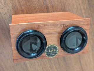 Stéréoscope UNIS FRANCE 76 3 avec 10 diapos sur plaques Lumière