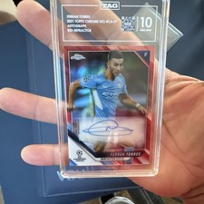 Ferran Torres Chrome UCL 2021/22 Red Refractor /10 Auto