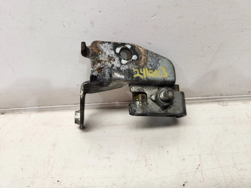 Subaru Impreza 2009 (base/2,5 L/no turbo) bloque de válvula de dosificación de frenos Foto 2 de 4