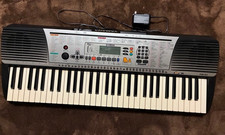 Yamaha PSR-201 61-Key Portable Keyboard 100 Songs MIDI Digital w/ AC adapter