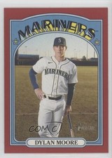 2021 Topps Heritage Target Red Border Dylan Moore #320 0t2