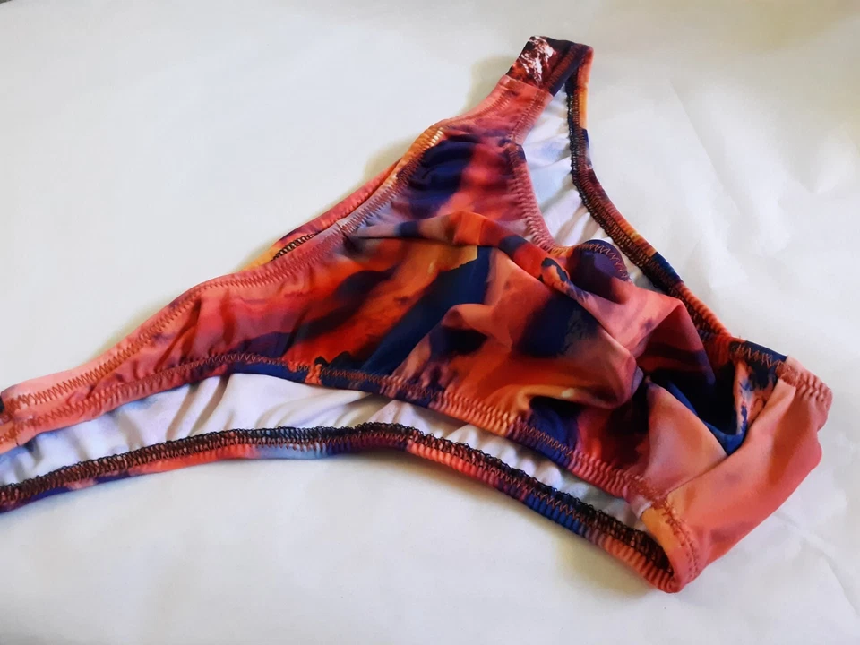 Roupa íntima masculina feita à mão Sunset Rio tanga ou completa tamanho pequeno ou GG maiô EUA - Imagem 2 de 2