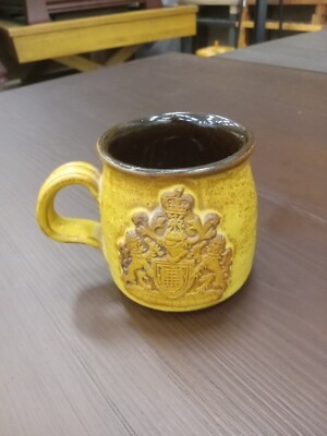 Handcrafted Stonebridge Stoneware Pottery Mug With English Crest