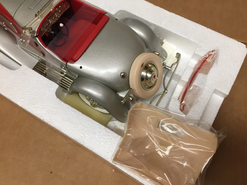 HAMILTON COLLECTION LIMITED ED. 1:18 ERTL DIE-CAST 1935 DUESENBERG SSJ ROASTER - Image 3 of 4