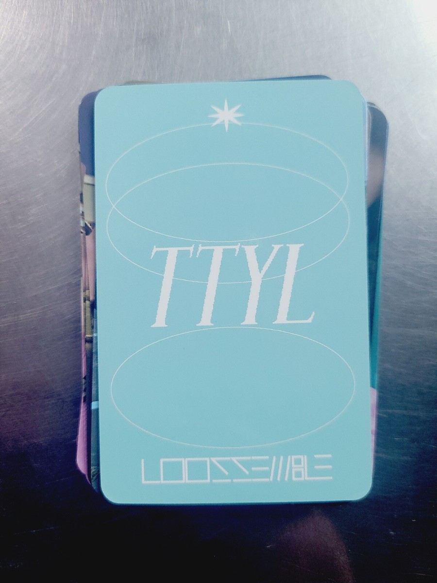 Loossemble Hyunjin Photocard 