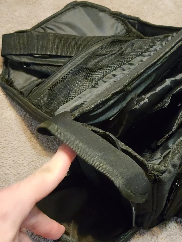 Bolsa para cámara Focus Deluxe SLR negra de carcasa blanda Foto 4 de 4