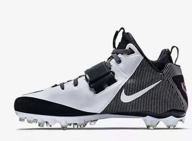 calvin johnson football cleats