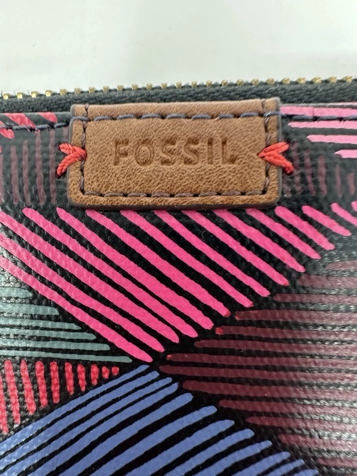 Бумажник на молнии Fossil с несколькими узорами розовый, красный и синий - Изображение 2 из 4