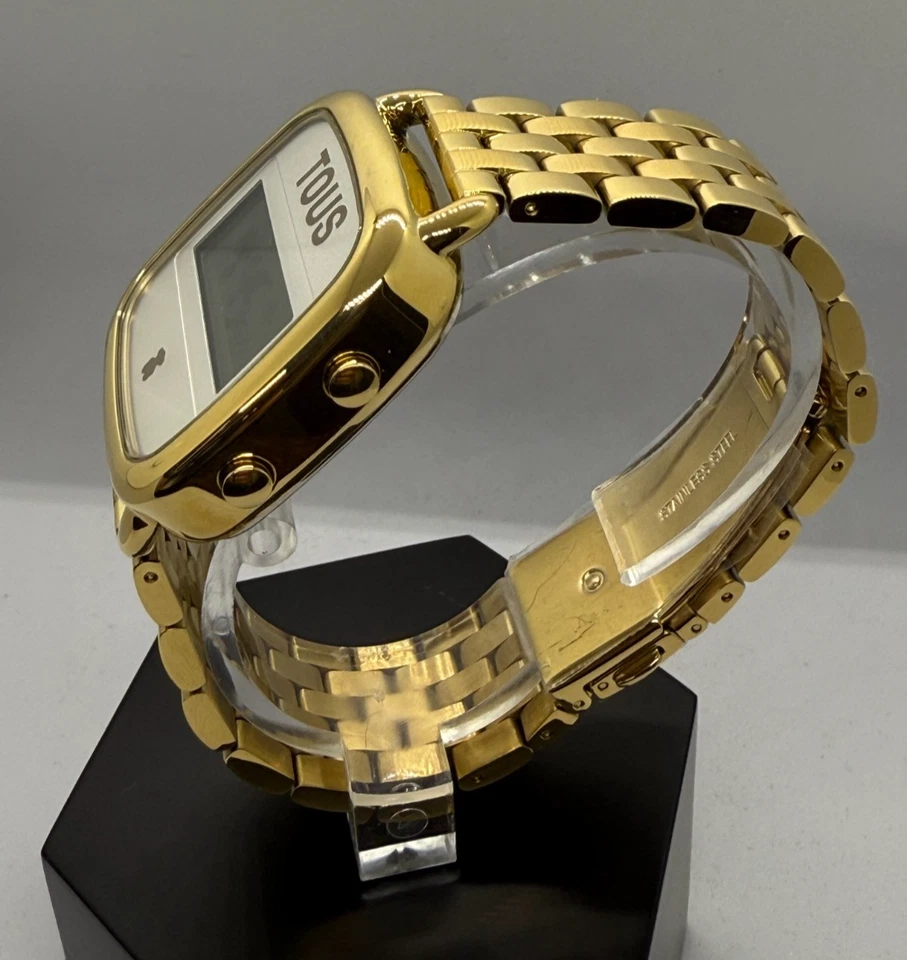 RELOJ TOUS D-LOGO DIGITAL ORO ACERO INOXIDABLE 30,5 MM Foto 4 de 4