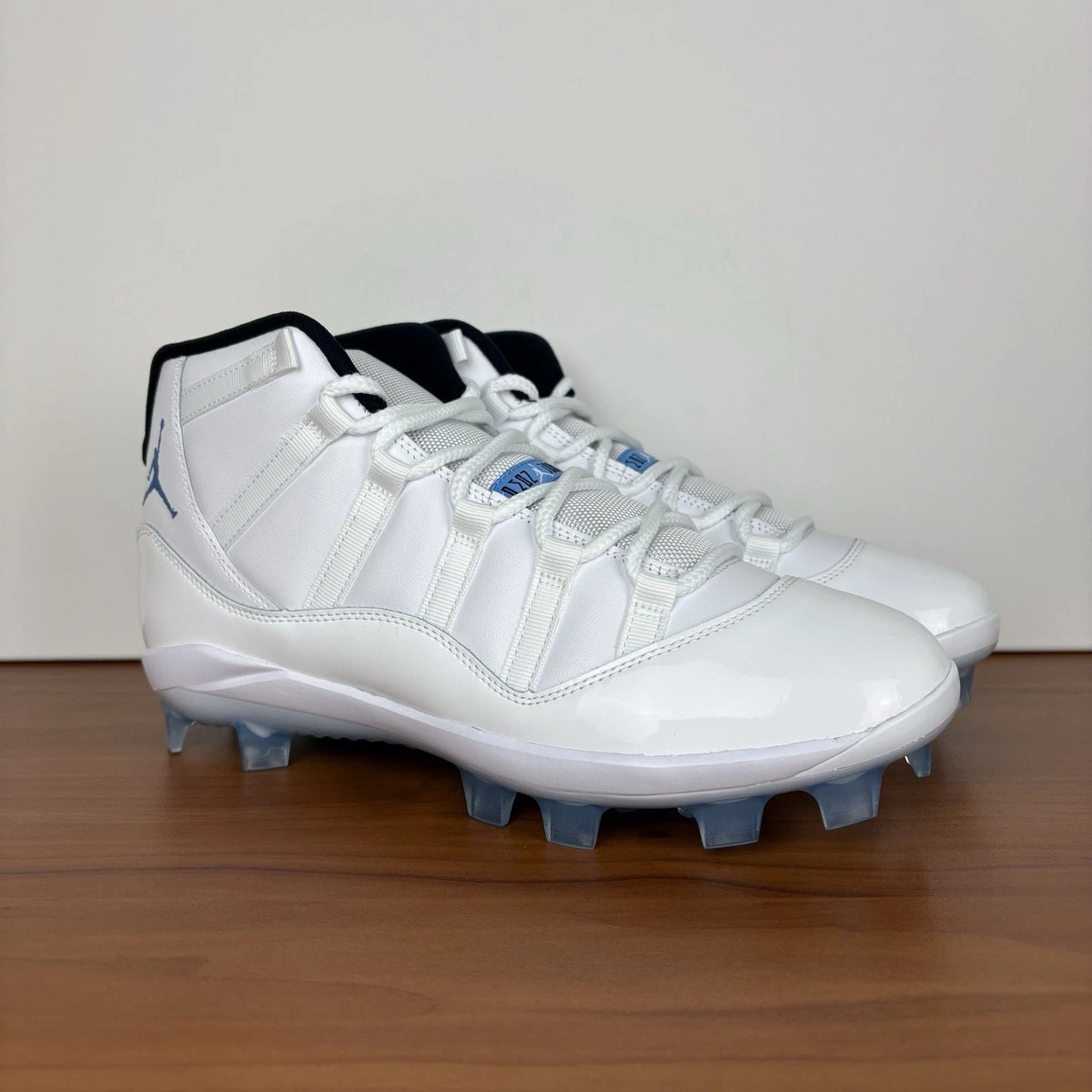 Jordan 11 Retro MCS Air Jordan Mens 11 Retro MCS Baseball Cleats – Extra Butter main image 3