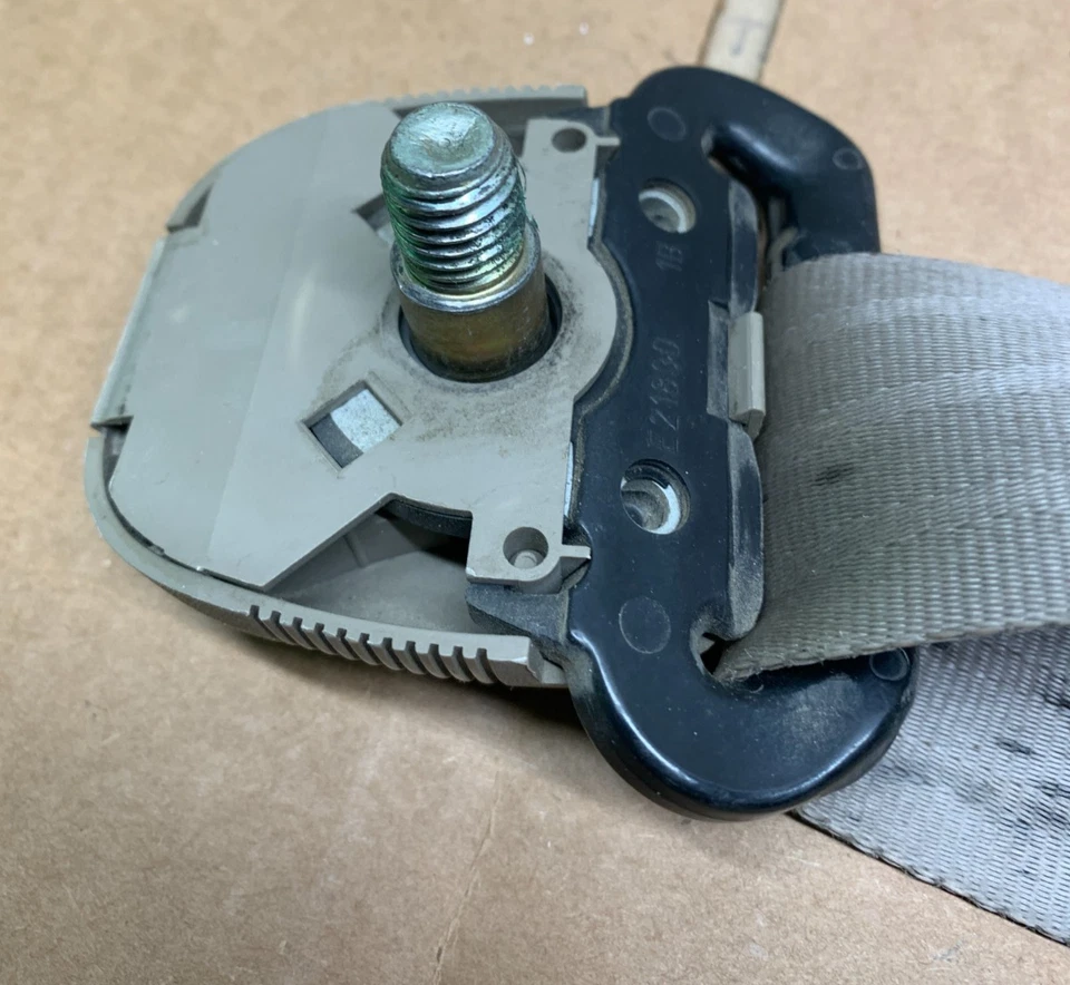 1988-1998 Chevy GMC CK1500 Silverado Truck Passenger Seatbelt Retractor Beige - Image 3 of 4