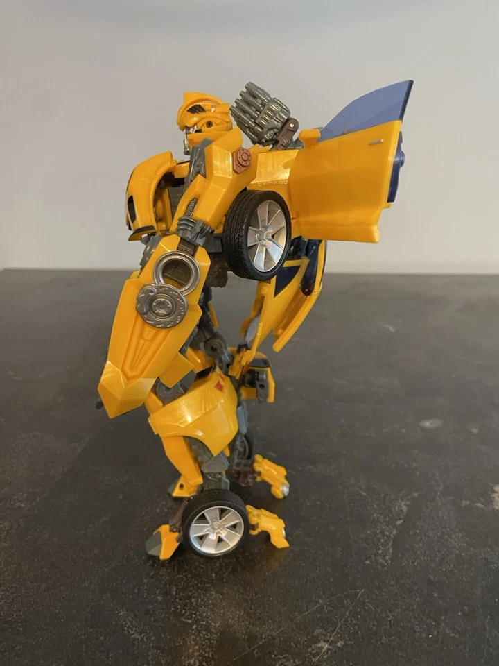 Transformers Ultimate Class Autobot Battle Ops Bumblebee Camaro Hasbro 2010 Foto 4 de 4