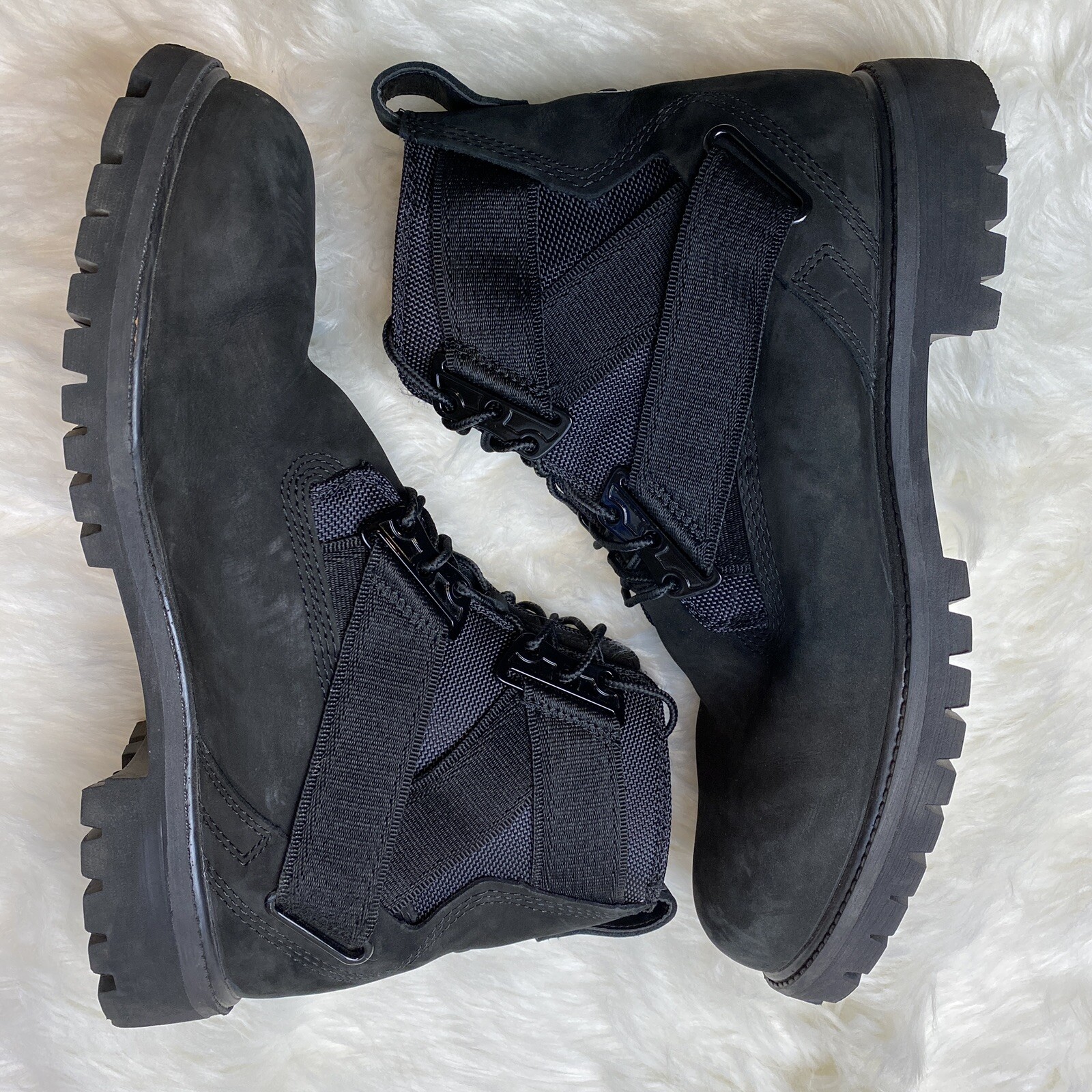 Timberland Mens Sz 11 Black Suede Boots 