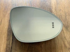 Porsche Cayenne 9Y0 9Y3 9YA OEM RH Mirror Glass Heating Dimming Zone from 2018