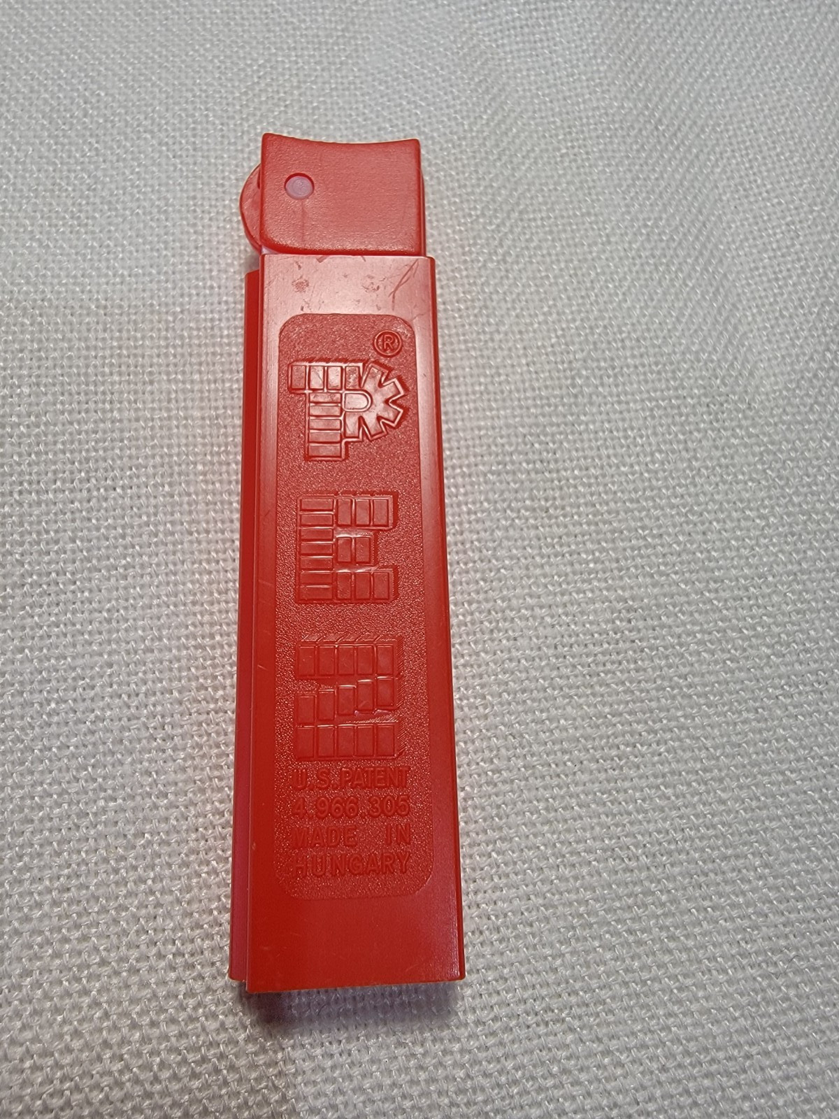 Pez Dispenser No Feet Made In Hungary