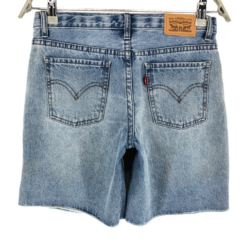 LEVI'S STRAUSS & CO Kid's Girl's Girlfriend Midi Denim Shorts Size 14 y.o W26 - Picture 2 of 6
