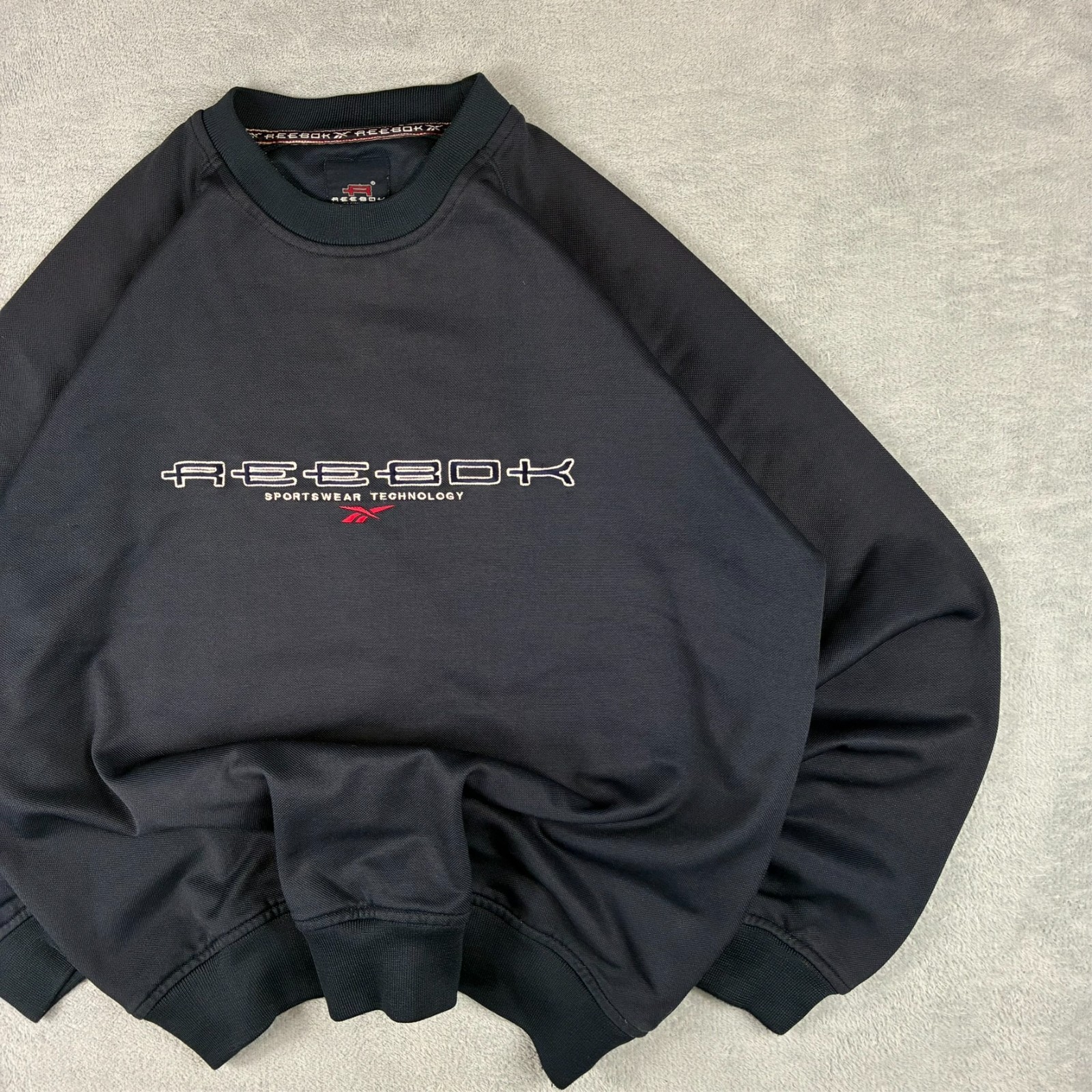 Vintage Reebok Technology 2000's Navy Blue Spellout Waffle Size Small Sweatshirt image 4