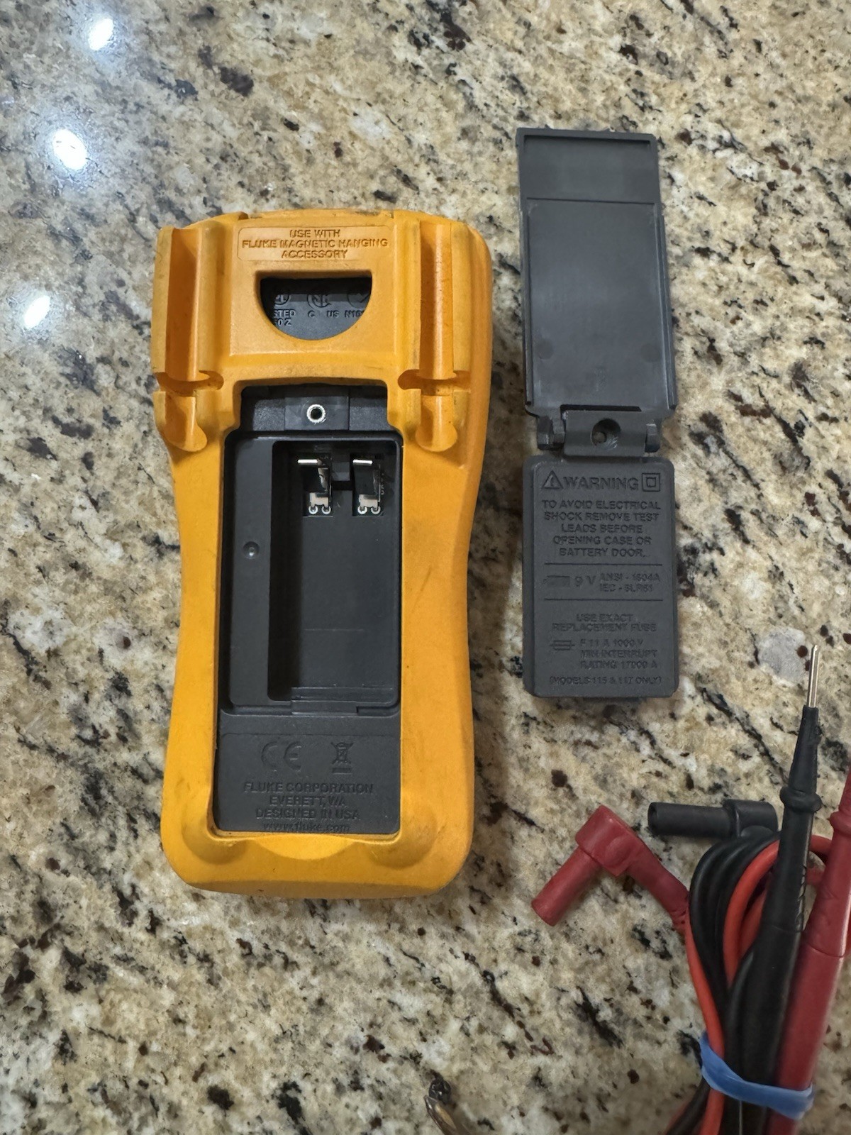 Fluke 116 True RMS Multimeter and Fluke 323 True RMS Clamp Meter with leads