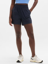 Athleta - Wayfind High Rise 5" Short sale freeship