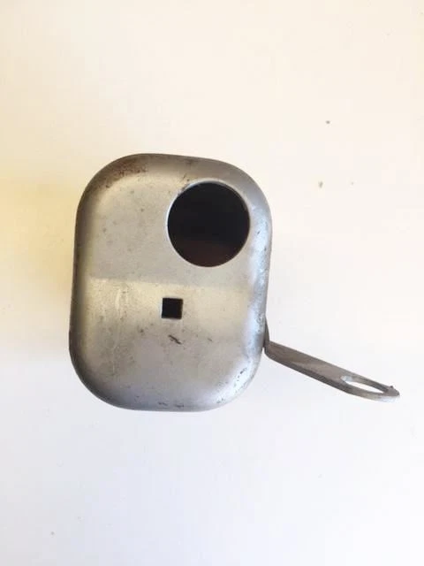 170-145 Muffler Clinton NOS Genuine Clinton Engine Part - Image 3 of 4