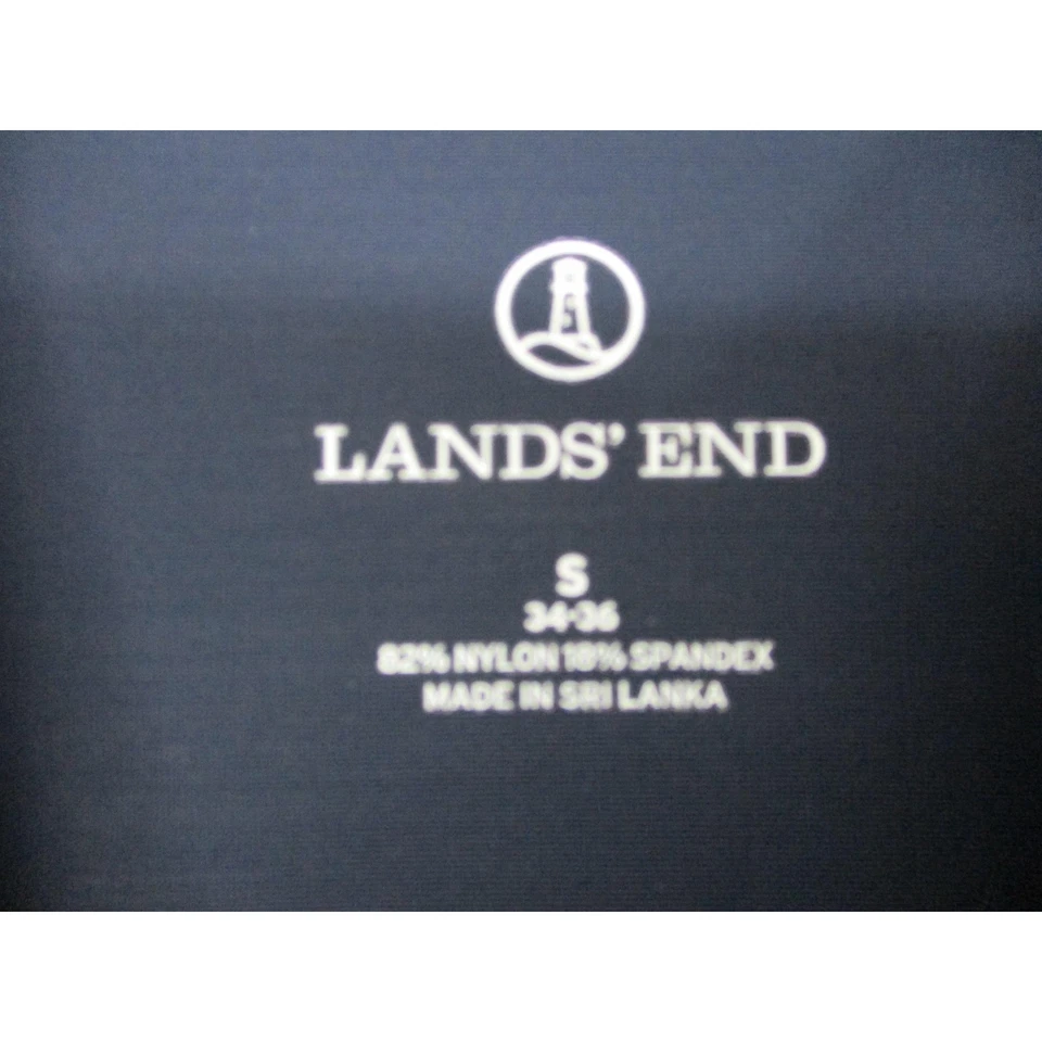 Protector contra erupciones raglán floral azul marino Lands' End unisex manga corta talla pequeña Foto 4 de 4