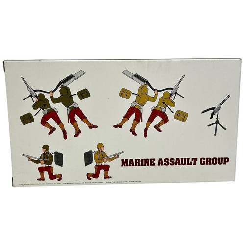 Aurora Marine Assault Group 1/72 Model Kit 22 US Leatherneck Figure Prestige - Picture 5 of 7