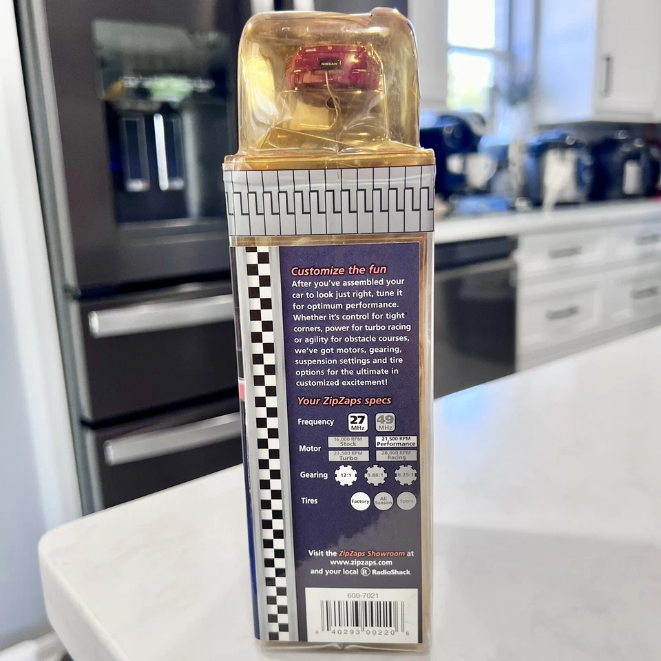 Nissan 350Z Red ZipZaps Micro RC Wireless Remote Controlled Car NEW IN BOX! READ - Image 4 of 4