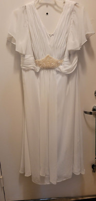 JS Boutique  White  gown size 20 womens