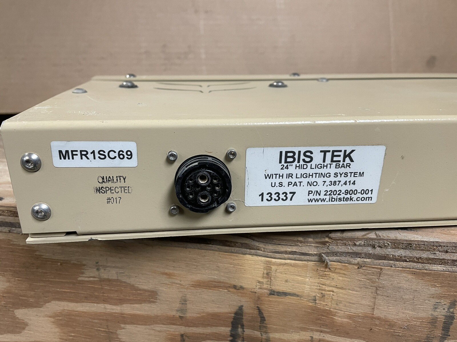 IBIS TEK 24" HID Light Bar with IR Lighting System Model 2202900001