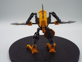 LEGO BIONICLE STARS RAHKSHI (7138) COMPLETE WITH GOLD ARMOR *FREE SHIPPING*