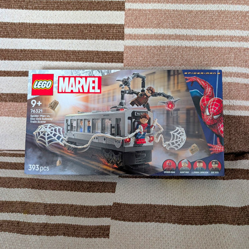 LEGO Marvel Spider-Man vs Doc Ock Subway Train Scene 76321 393pc App 9+