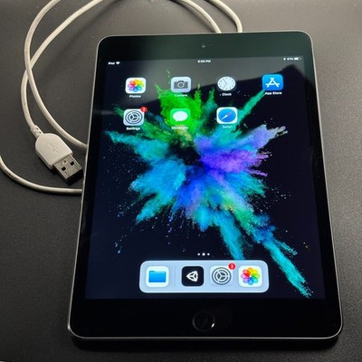 Apple iPad Mini 4 16GB Wi-Fi Space Gray Tablet A1538 