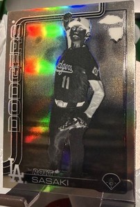 2025 Topps Chrome - Roki Sasaki Negative Refractor (RC) - #217