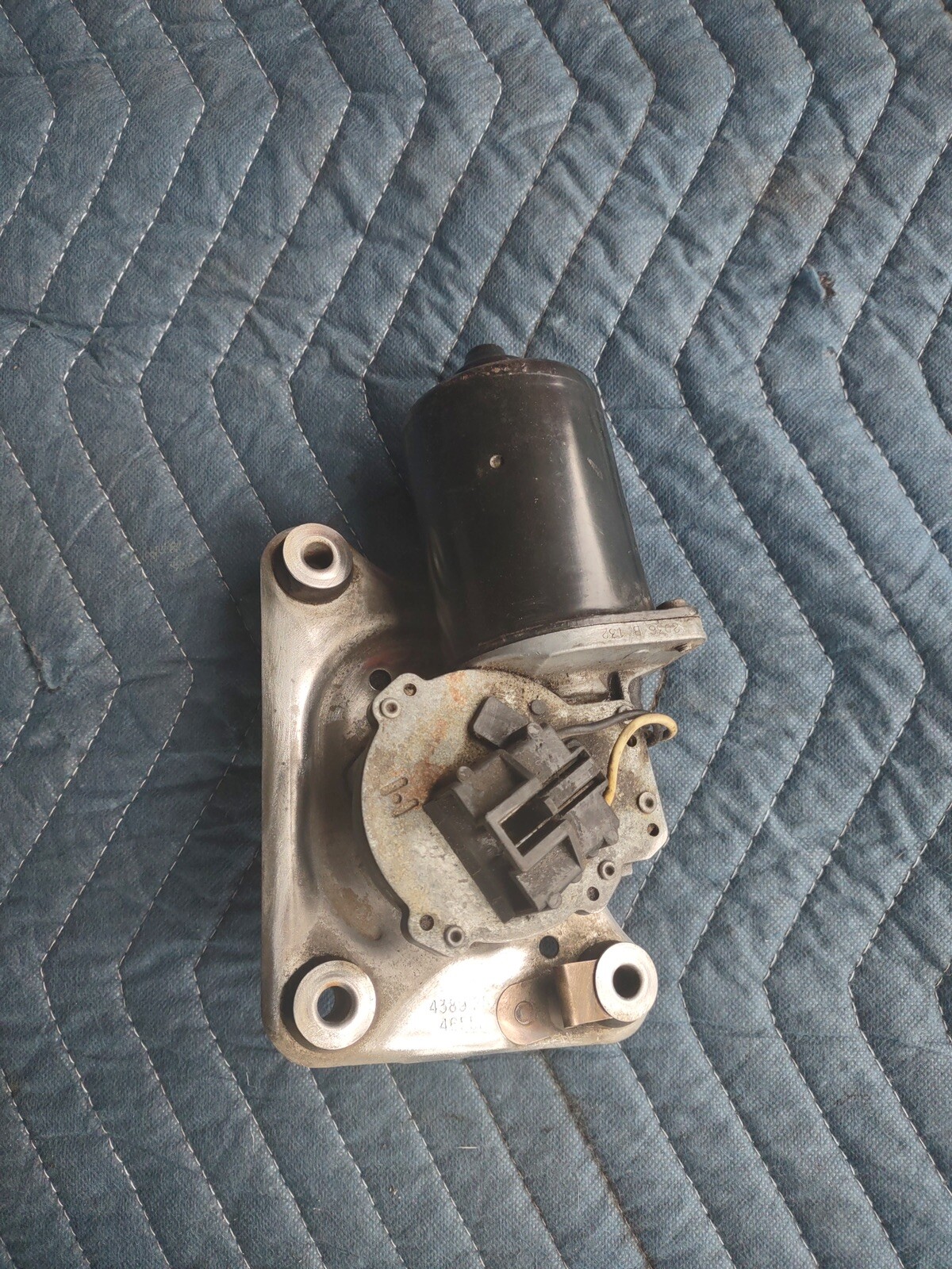 Picture 1 of 4