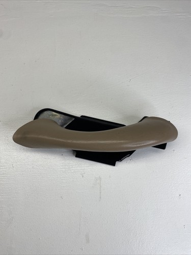 Front Left Inner Door Handle For 1997-2002 Ford Expedition & 1997-1998 F-150/F-250 - Textured Black
