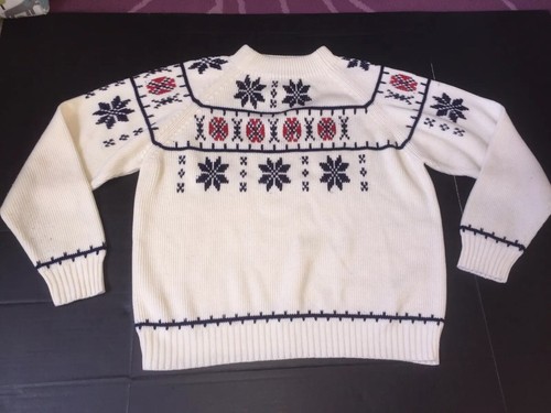 JC Penney Vintage Sweater Rare ⛷ Skiing