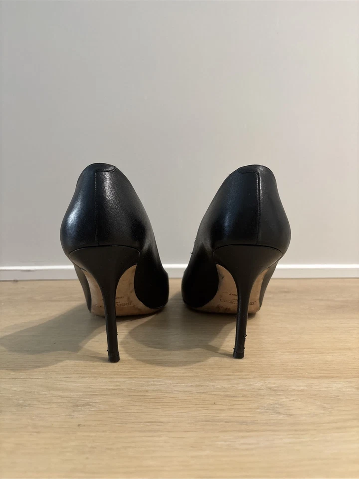 Zapatos de salón Jimmy Choo London Agnes de cuero negro punta en punta talla 40 KID 247 Foto 2 de 4