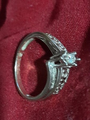 Ingagement Dimond Ring. 14K White gold  solitaire 