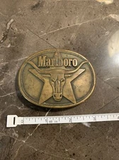 1987 philip morris solid bras belt buckle Marlboro bull