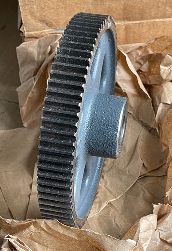 BOSTON GEAR YD84 10610 C.I. SPUR GEAR NEW - Picture 7 of 8